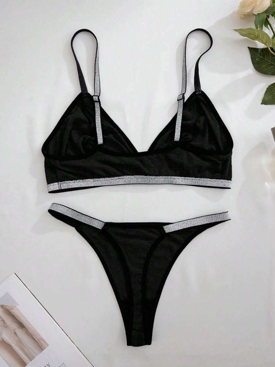 Conjunto de lencería, sostén cómodo con tanga incluida