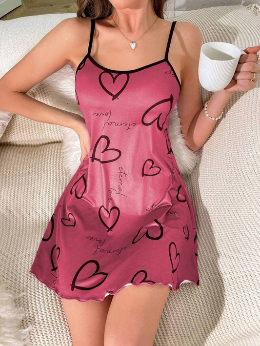 Camisón de pijama con gráfico de corazón
